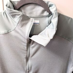 COLUMBIA, Quarter zip, Omni-Shade Pullover, Size Large.